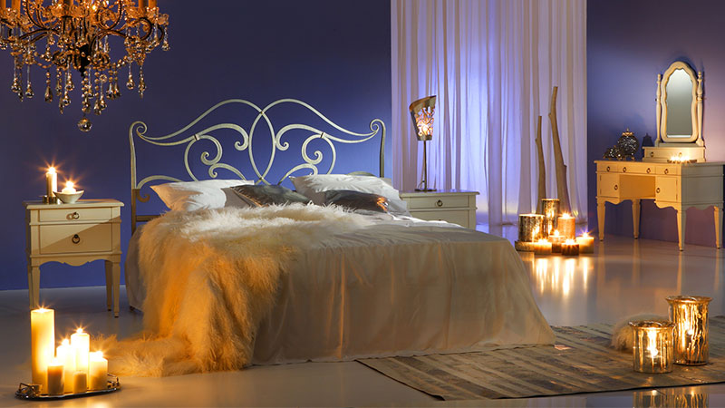 ایده‌های جذاب برای تزیین اتاق خواب رمانتیک با شمع برای عروس‌ها