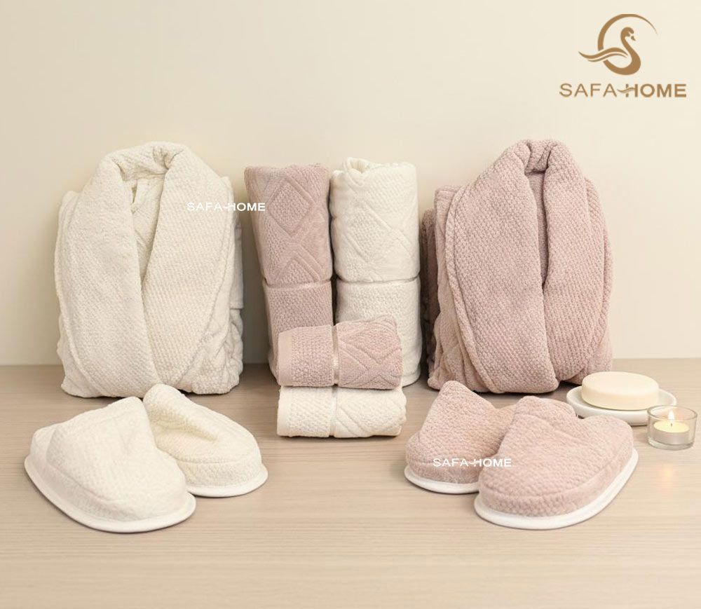 ست حوله عروس و داماد مدل سولین سفید و کالباسی