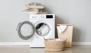 نحوه شستن درست و اصولی انواع بالش در ماشین لباسشویی