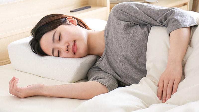 استفاده از بالش طبی چه فواید و مزایایی دارد؟