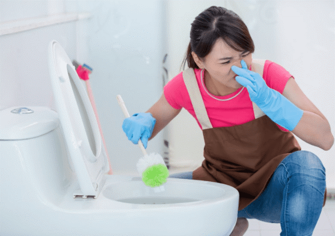 6 ترفند برای از بین بردن بوی بد سرویس بهداشتی