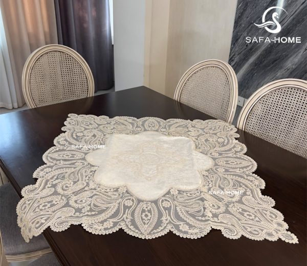 رومیزی مربع طرح پیچک