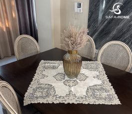 رومیزی مربع گلین سفید