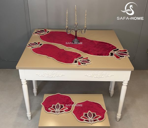 رومیزی زرشکی افسون
